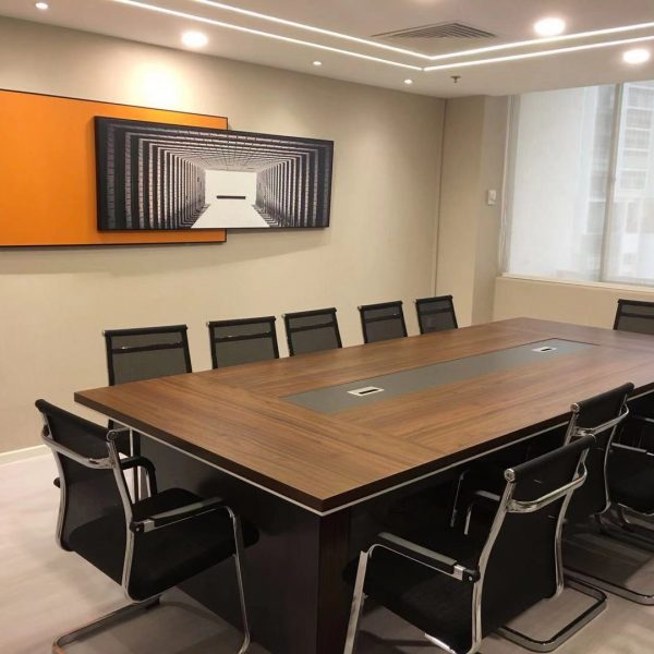 Meeting/Conference Room (up to 12 Pax) – onlyUSpace